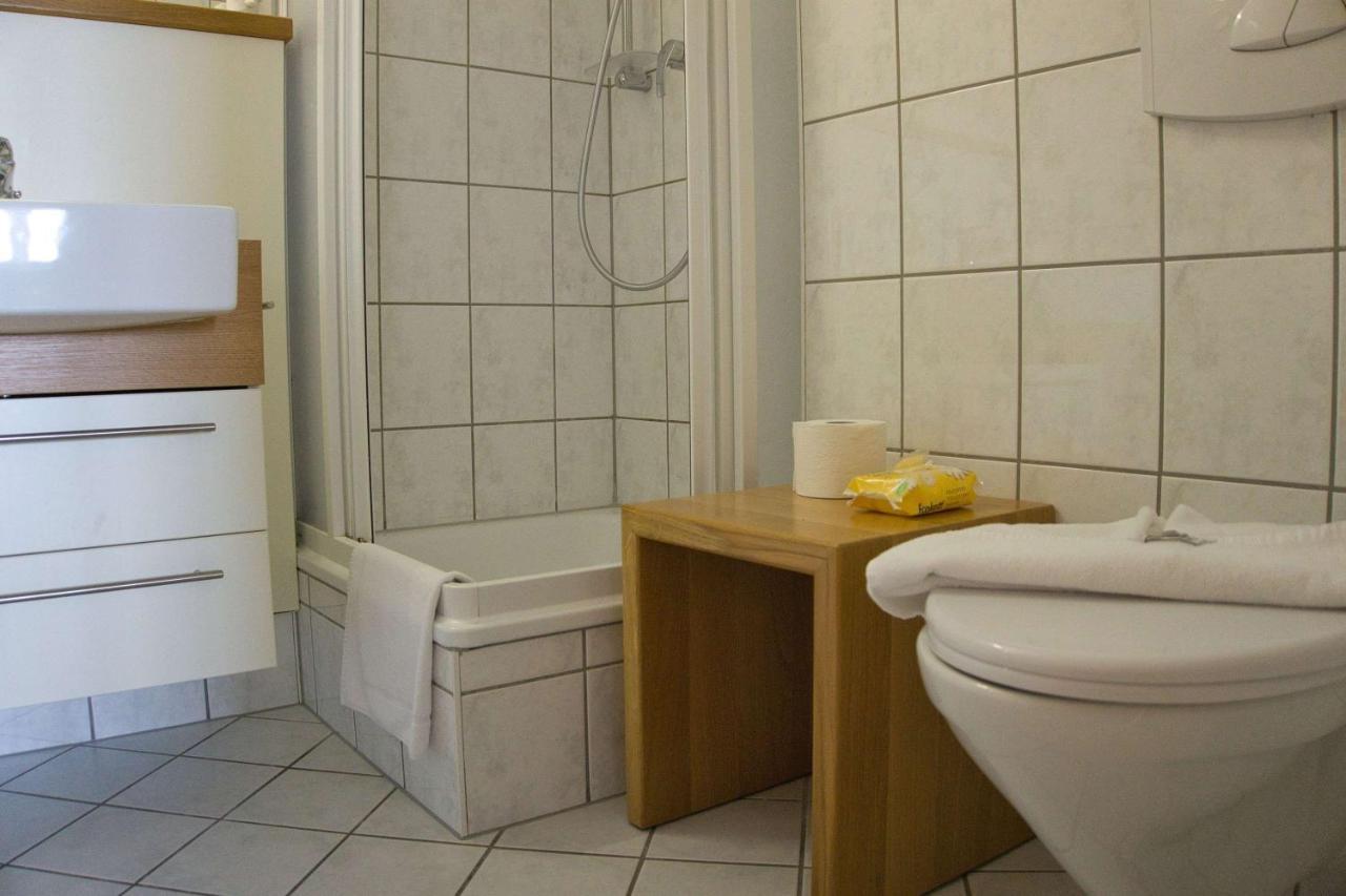 Fewo Mit Meerblick, Gratis Nutzung Vom Ahoi Erlebnisbad Und Sauna In Sellin - Haus Blick Zur See Fewo 11 Goehren  Eksteriør bilde